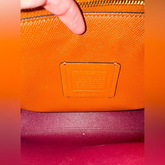 NWT Coach Mollie Women’s Tote, Small - Gold/Khaki Multi (CF334) - Picture 4 of 8